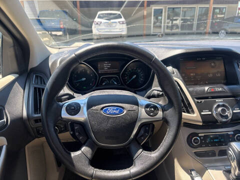 2012 Ford Focus SEL