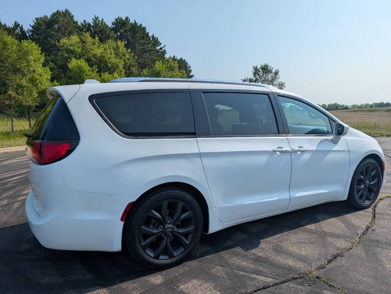 2018 Chrysler Pacifica Touring L