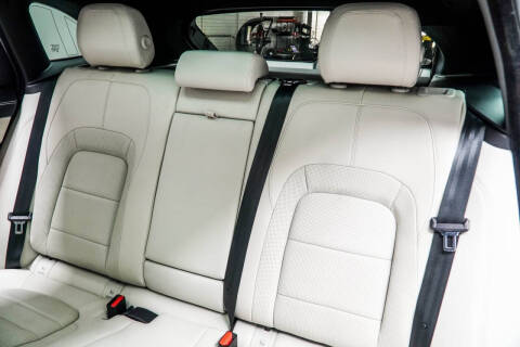 2023 Jaguar F-PACE P400 R-Dynamic S