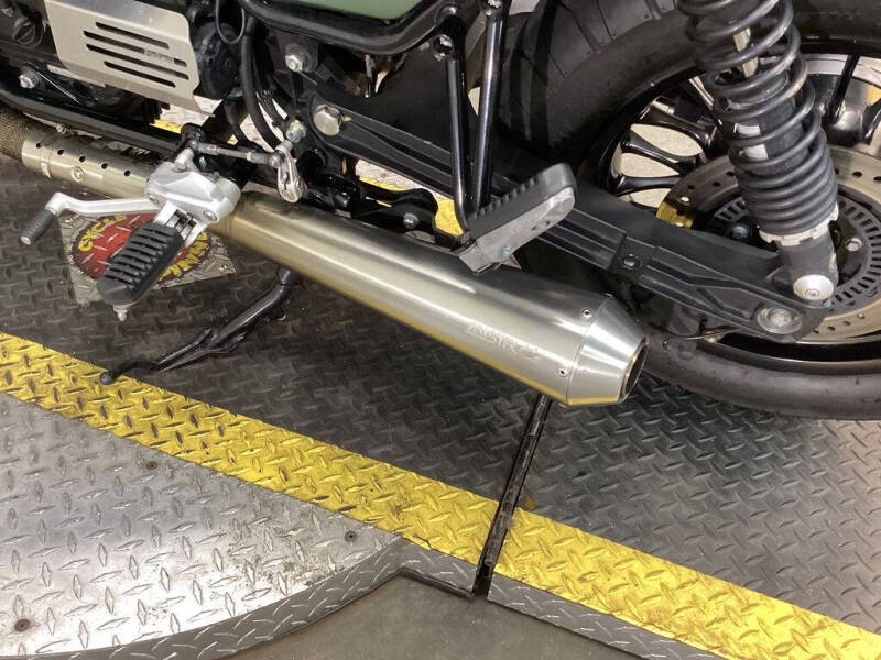 2021 Moto Guzzi V9 Bobber Centenario E5