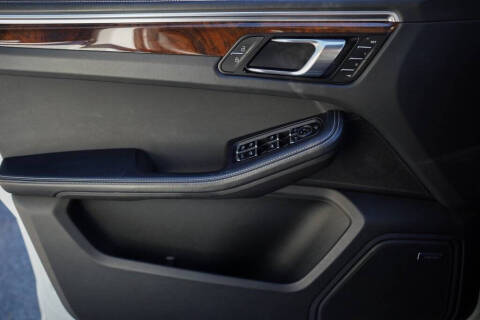 2023 Porsche Macan S