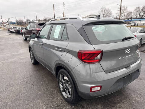 2021 Hyundai Venue SEL