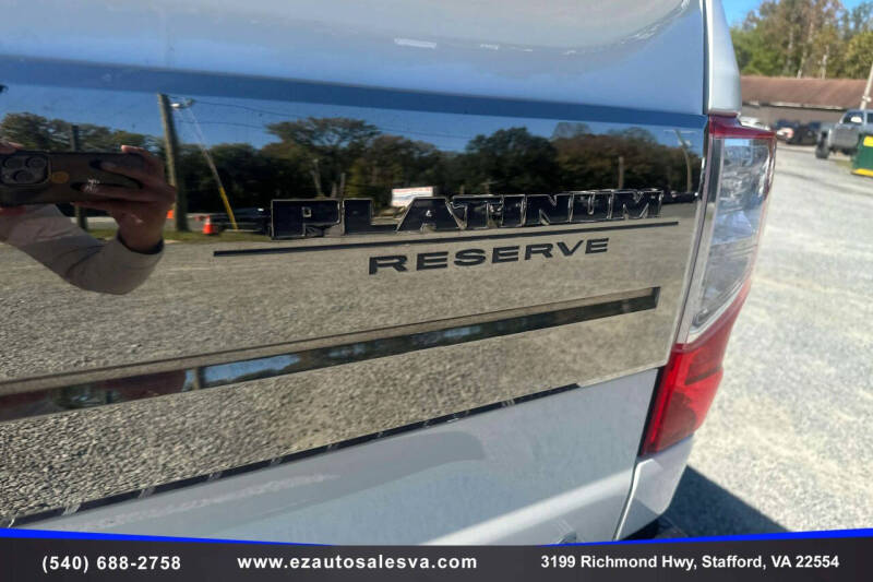 2017 Nissan Titan Platinum Reserve