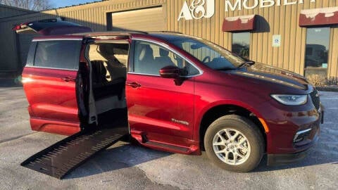 2022 Chrysler Pacifica for sale at A&J Mobility in Valders WI