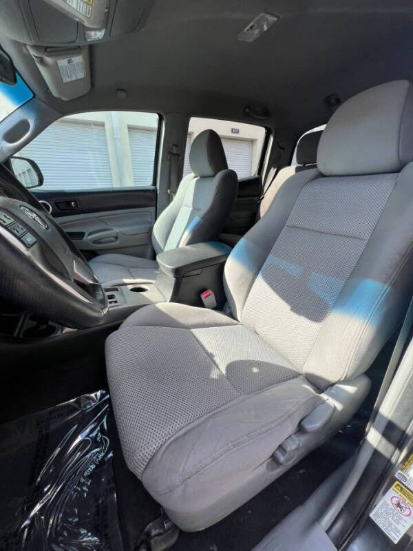 2012 Toyota Tacoma PreRunner V6