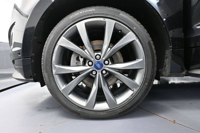 2017 Ford Edge Sport