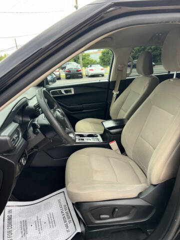 2023 Ford Explorer