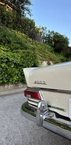 1965 Mercedes-Benz 200D