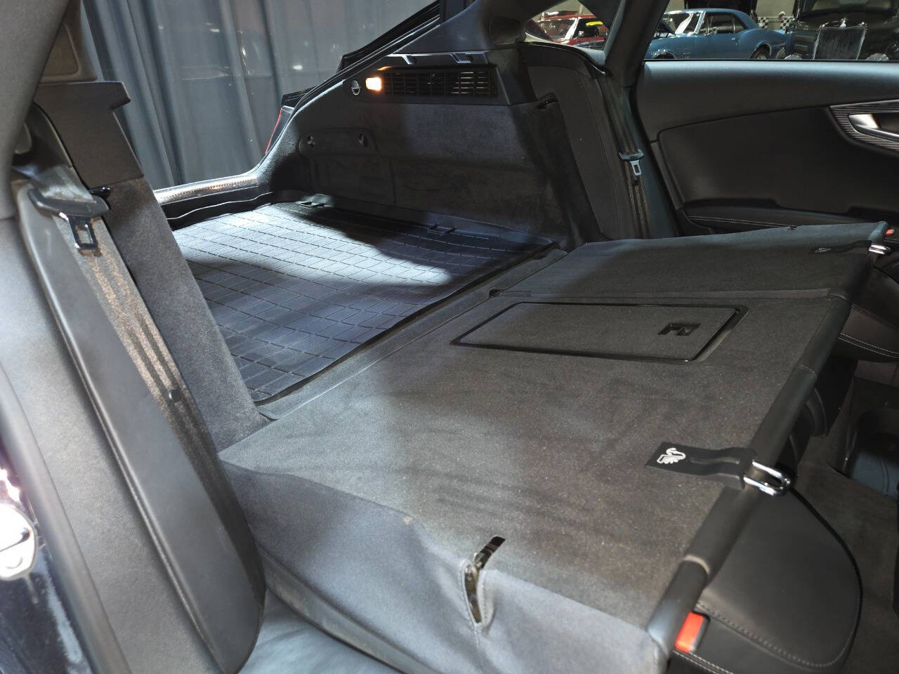 2014 Audi S7 42