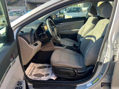 2020 Hyundai Elantra