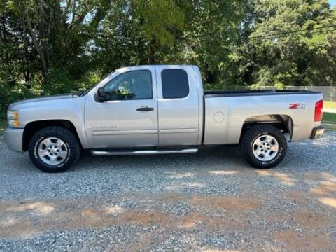 2009 Chevrolet Silverado 1500 for sale at Mater's Motors in Stanley NC
