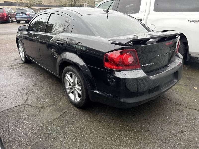 2014 Dodge Avenger SE