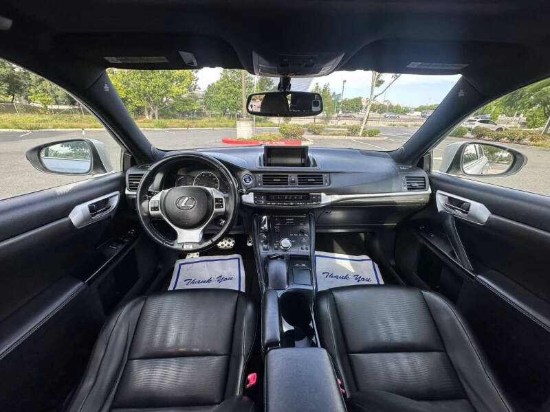 2013 Lexus CT 200h
