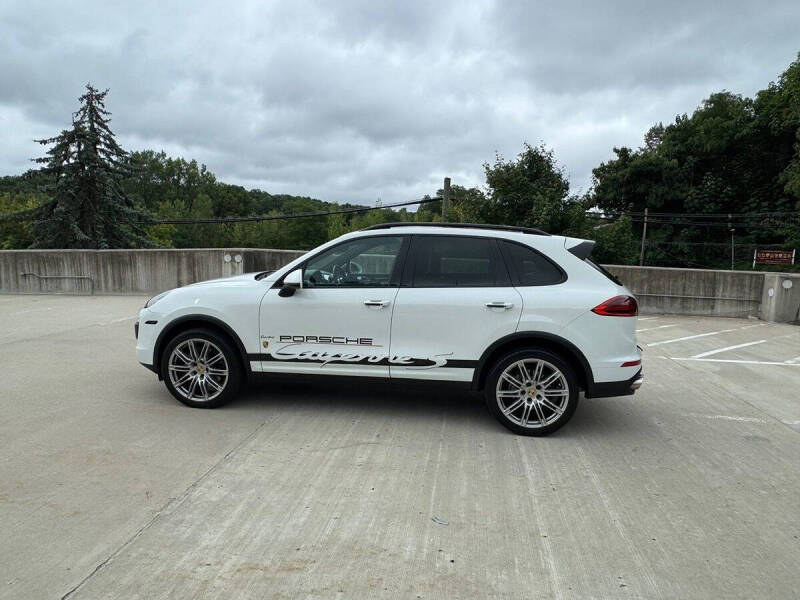 2017 Porsche Cayenne S
