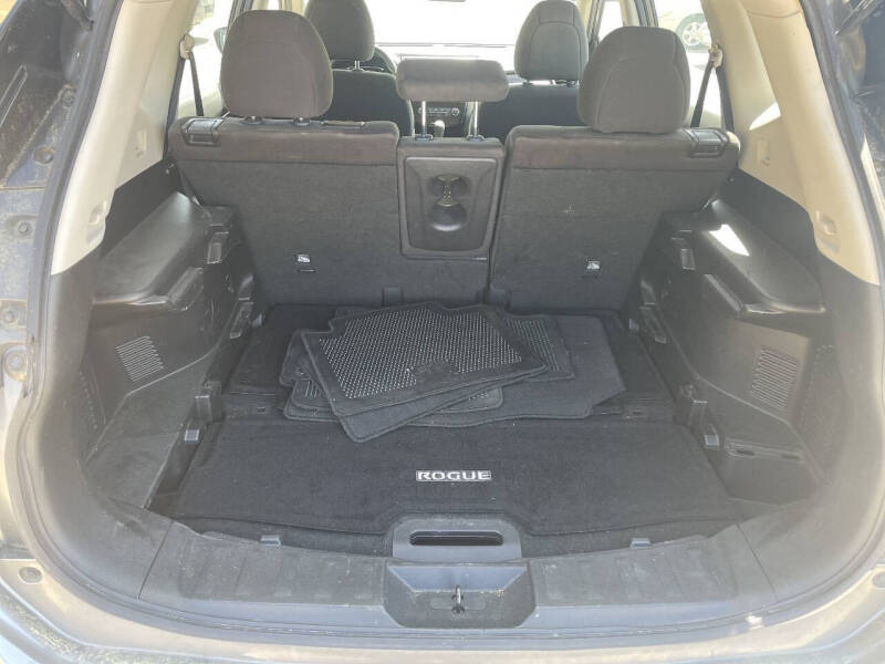 2015 Nissan Rogue S