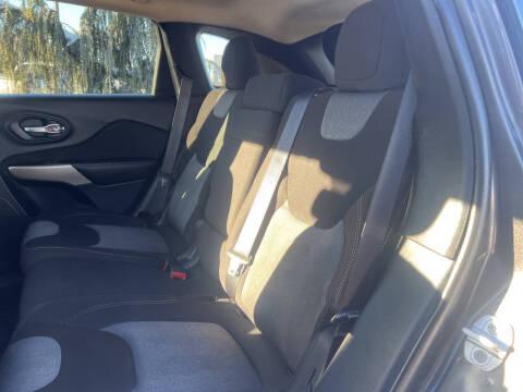 2018 Jeep Cherokee Tech Connect