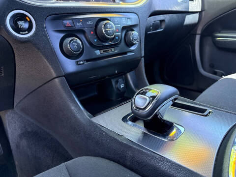 2014 Dodge Charger SXT