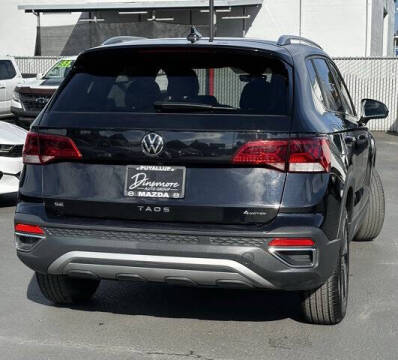 2024 Volkswagen Taos SE 4Motion