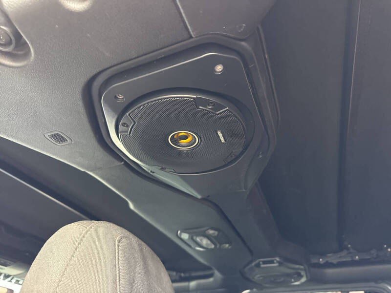 2021 Jeep Gladiator Willys