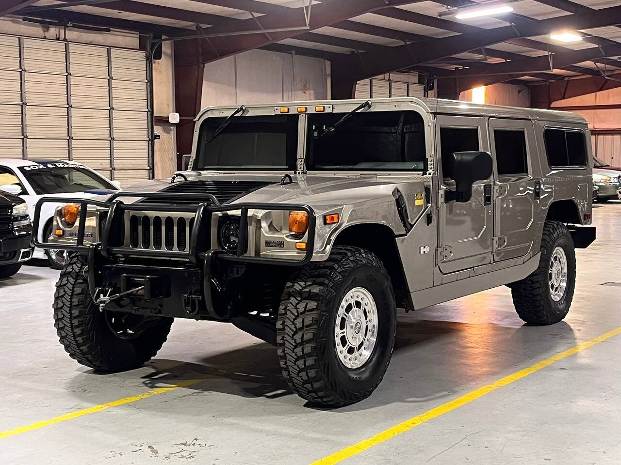 2003 HUMMER H1 for sale at Carnival Car Company in Victoria, TX