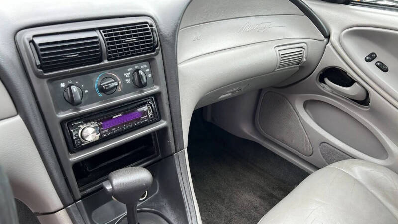 2000 Ford Mustang GT