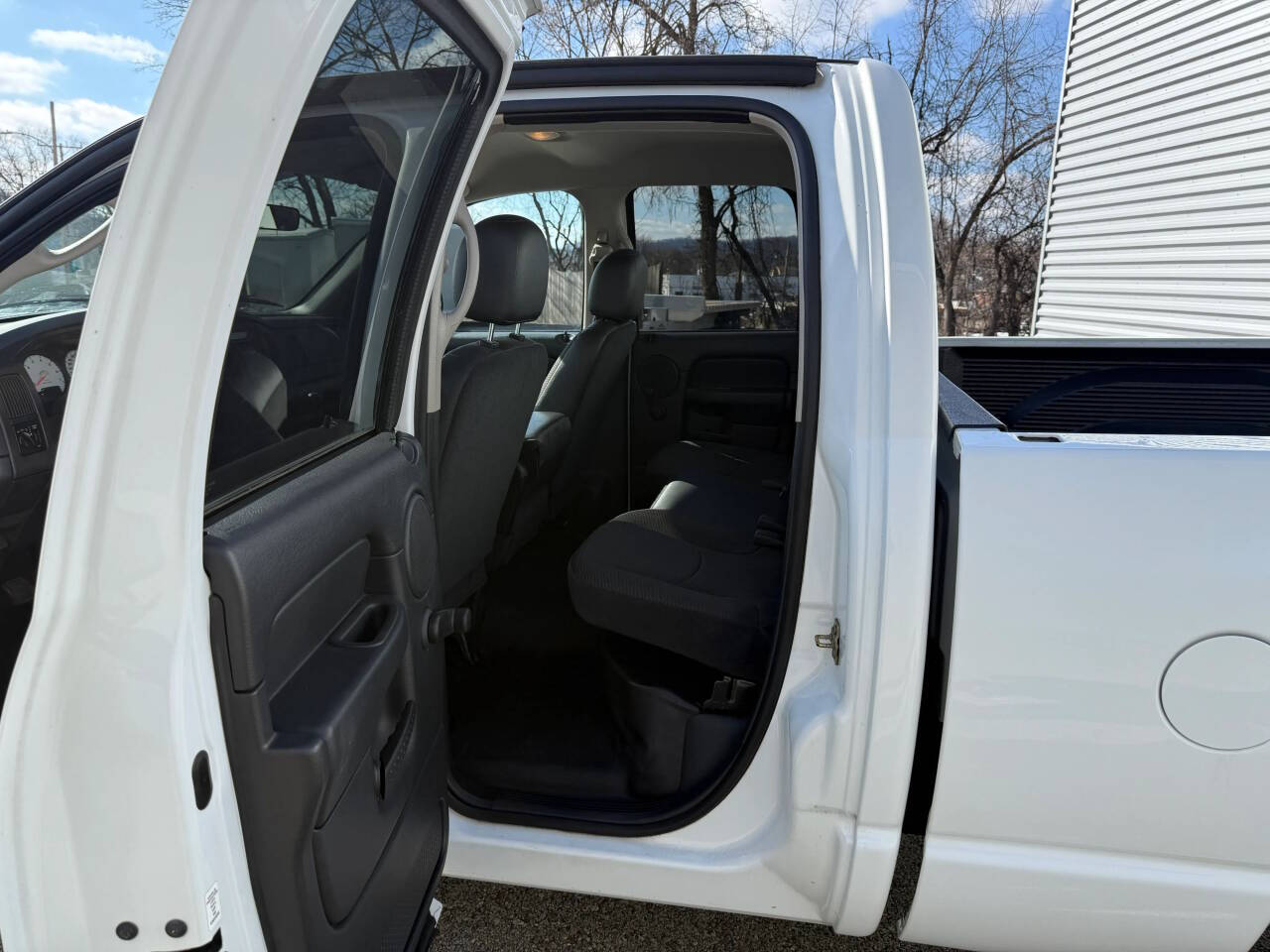 2003 Dodge Ram 1500 24