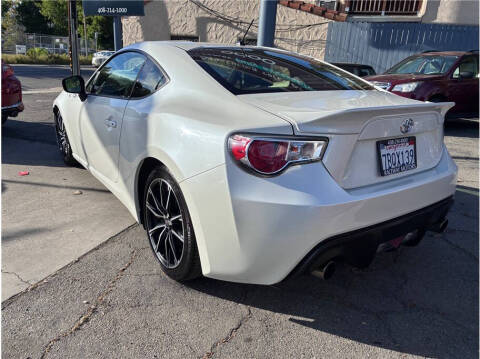 2014 Scion FR-S