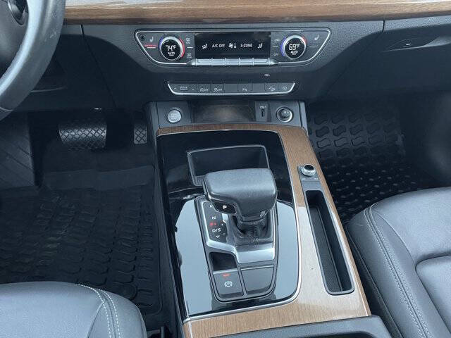 2023 Audi Q5 quattro S line Premium 45 TFSI