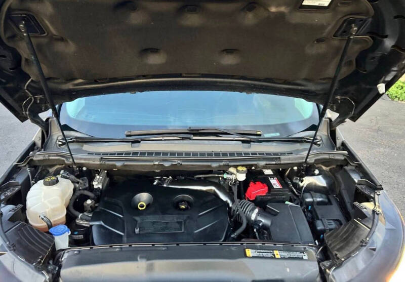 2018 Ford Edge SE