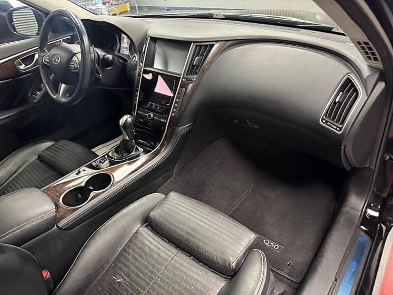 2014 Infiniti Q50 Hybrid