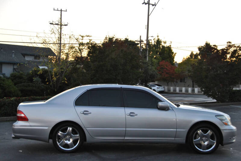 2005 Lexus LS 430