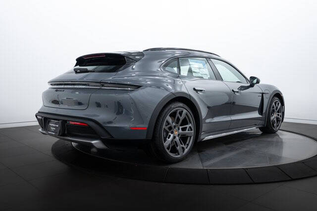 2025 Porsche Taycan 4 Cross Turismo