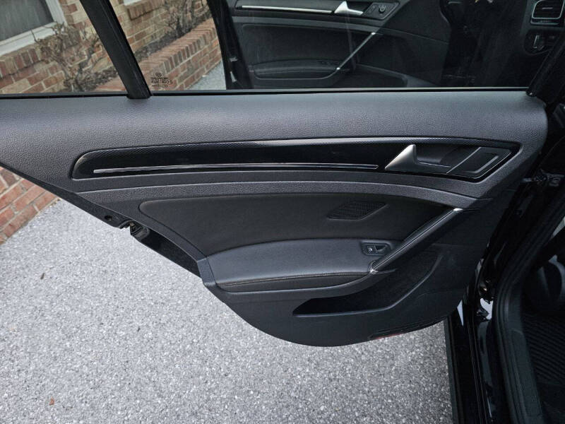 2015 Volkswagen Golf TDI SEL