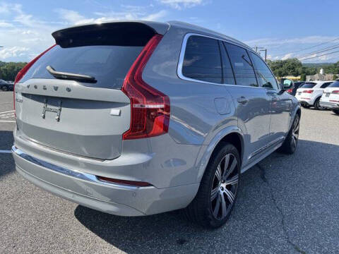 2024 Volvo XC90 Recharge T8 Ultimate Bright Theme 7P