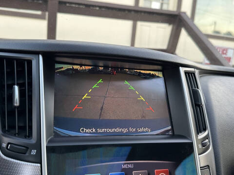 2015 Infiniti Q50 Premium