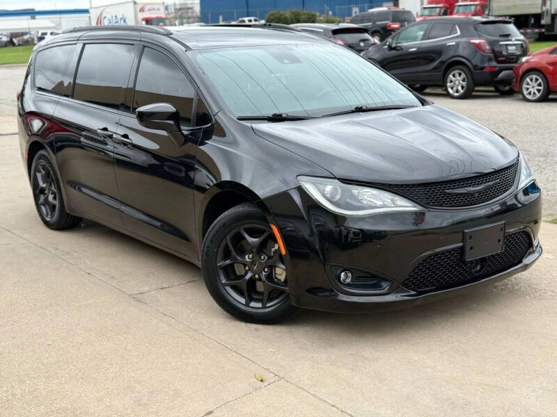 2019 Chrysler Pacifica Touring L Plus