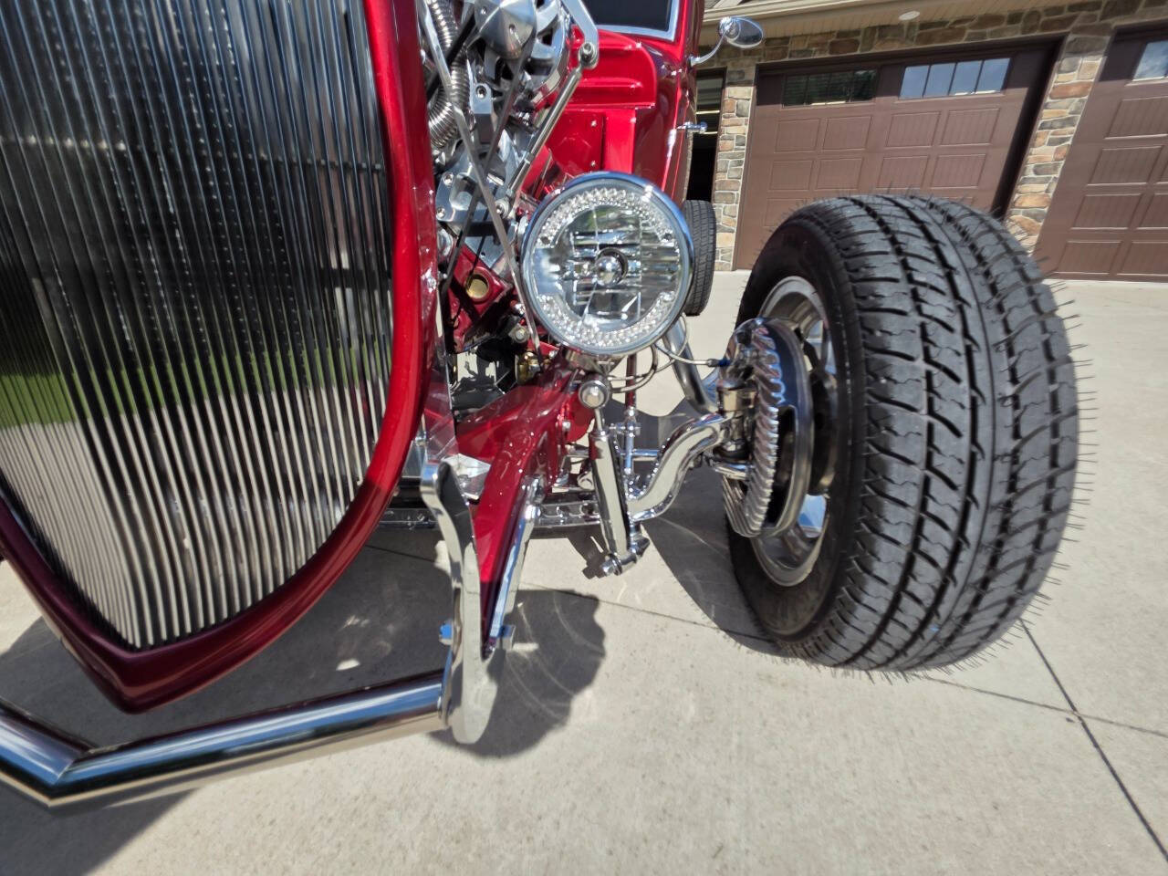 1933 Ford Coupe 18