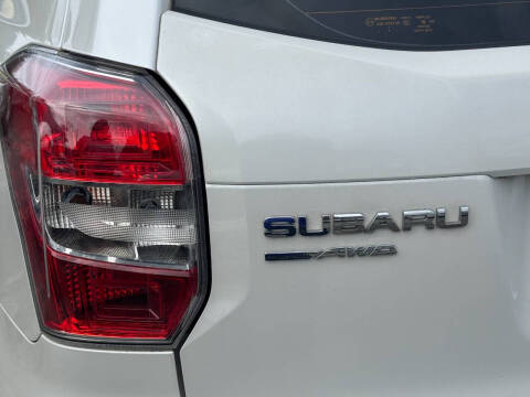 2015 Subaru Forester 2.5i