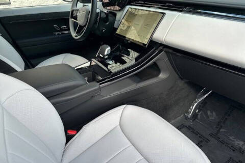 2025 Land Rover Range Rover Sport P400 Dynamic SE