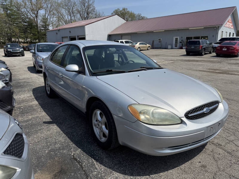 2003 Ford Taurus SE