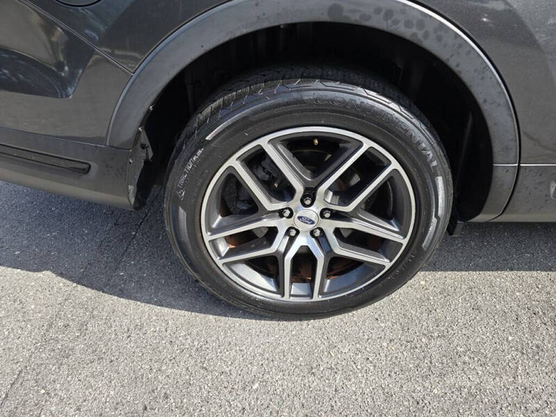 2019 Ford Explorer Sport