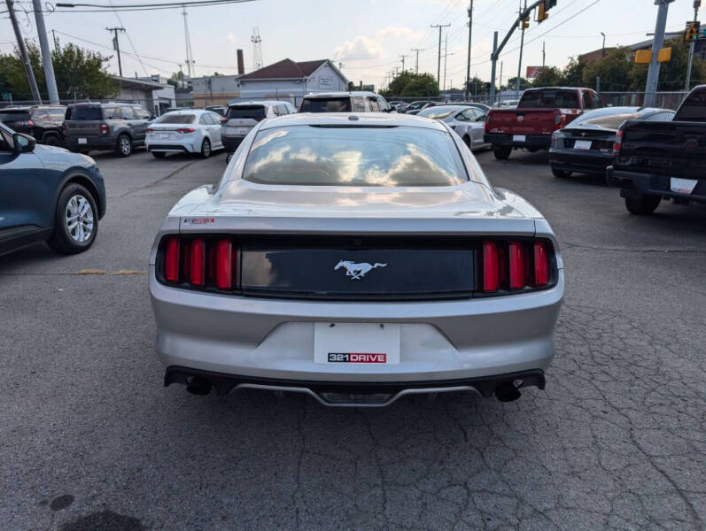 2015 Ford Mustang EcoBoost