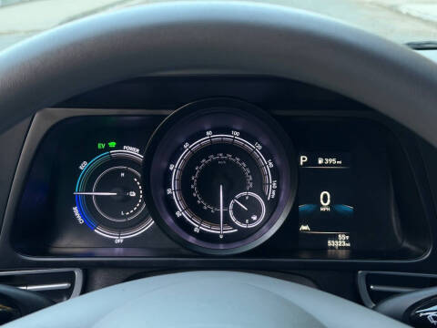 2022 Hyundai Elantra Hybrid Blue