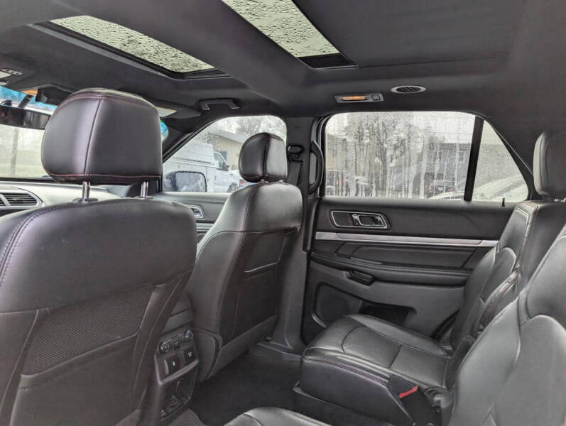 2017 Ford Explorer Sport
