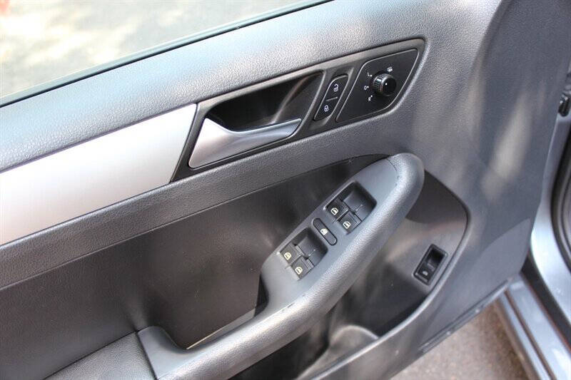 2012 Volkswagen Jetta