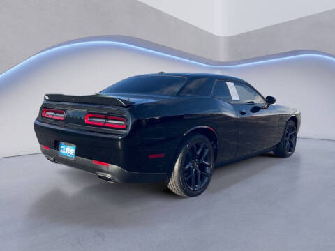 2021 Dodge Challenger SXT