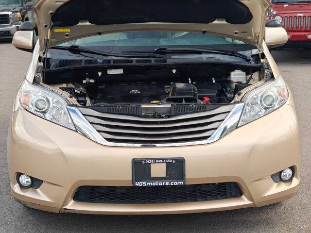 2011 Toyota Sienna