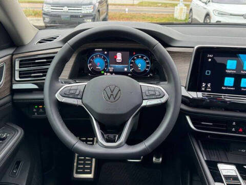 2026 Volkswagen Atlas SEL Premium R-Line 4Motion