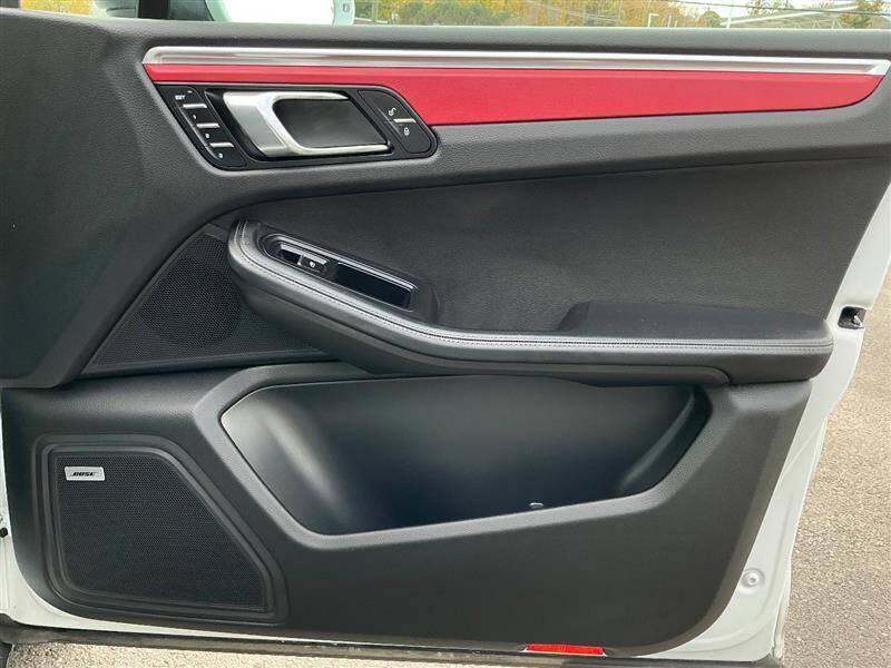 2018 Porsche Macan S