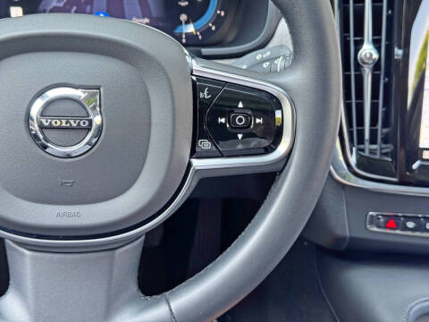 2023 Volvo S90 B6 Plus